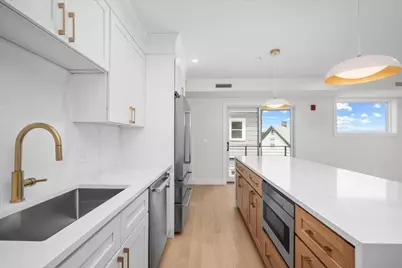 595 Broadway #302, Somerville, MA 02145 - Photo 6