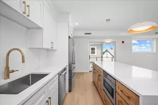 595 Broadway, Somerville, MA 02145 - Photo 6