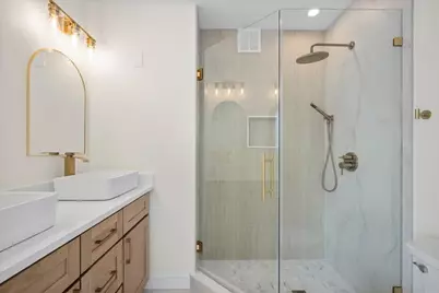 595 Broadway #302, Somerville, MA 02145 - Photo 24