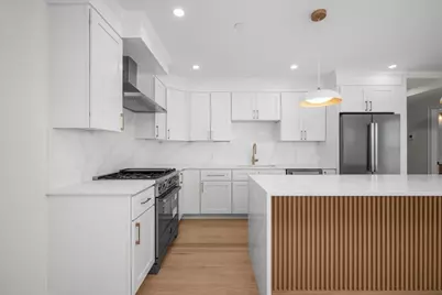 595 Broadway #302, Somerville, MA 02145 - Photo 4