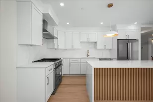 595 Broadway, Somerville, MA 02145 - Photo 4