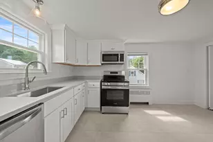 20 Bryant St, Woburn, MA 01801 - Photo 12
