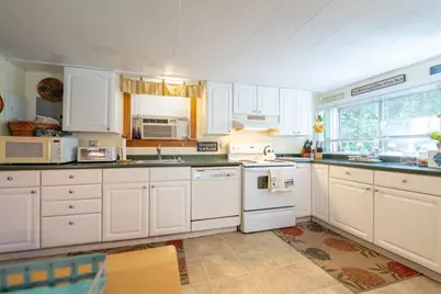 1519 Morton Ave, New Bedford, MA 02745 - Photo 22