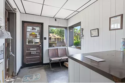 789 Page Blvd, Springfield, MA 01104 - Photo 10