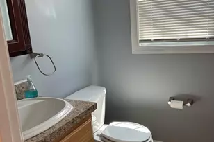 35-37 Pine St Ct, Springfield, MA 01105 - Photo 16