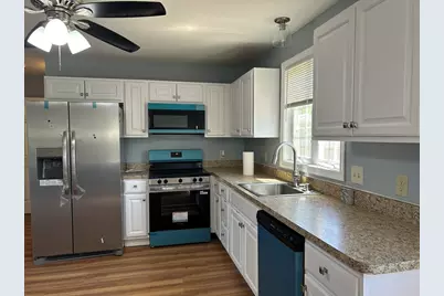35-37 Pine St Court, Springfield, MA 01105 - Photo 20