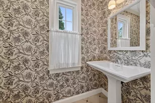 570 Eliot St, Milton, MA 02186 - Photo 10