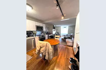 169 W 7th #2, Boston, MA 02127 - Photo 10