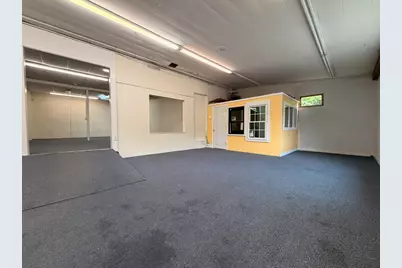 676 Great Rd #1, Littleton, MA 01460 - Photo 4
