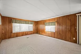 33 Thayer, Taunton, MA 02780 - Photo 8