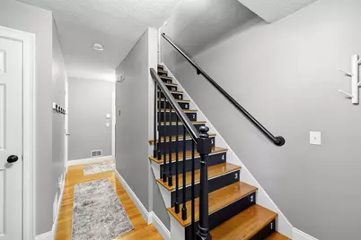 17 Homestead St, Palmer, MA 01069 - Photo 4