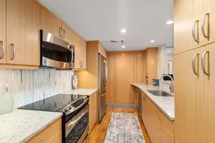 20 Webster St, Brookline, MA 02446 - Photo 2