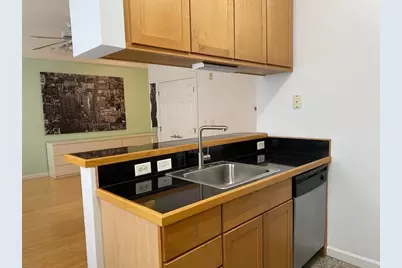 330 Summit Ave #104, Boston, MA 02135 - Photo 8