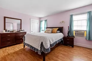 55 Cottage St, Fitchburg, MA 01420 - Photo 12
