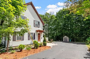 55 Cottage St, Fitchburg, MA 01420 - Photo 2