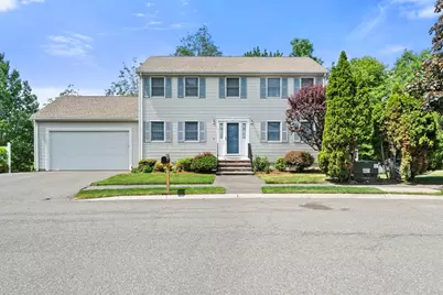31 Emerald Dr, Lynn, MA 01904 - Photo 4