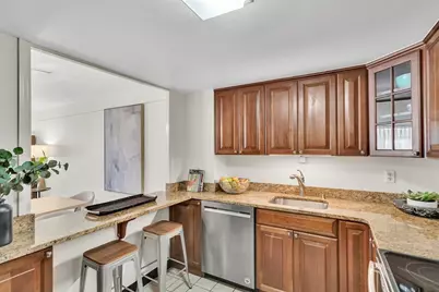 45 Longwood Ave #408, Brookline, MA 02446 - Photo 6