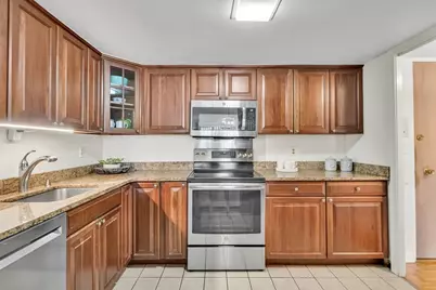 45 Longwood Ave #408, Brookline, MA 02446 - Photo 8
