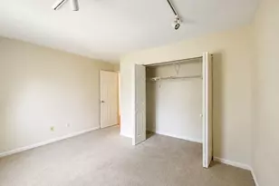 13 Northfield Ln, Dartmouth, MA 02747 - Photo 18