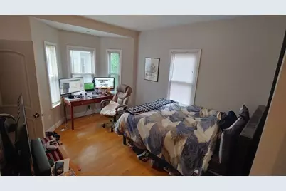 33 Eastburn St #1, Boston, MA 02135 - Photo 6