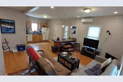 33 Eastburn St #1, Boston, MA 02135 - Photo 2