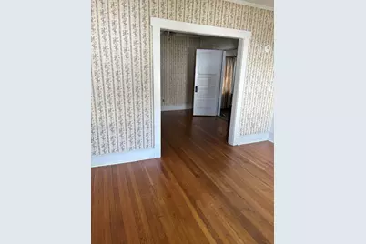 136 Maynard St, Springfield, MA 01109 - Photo 8