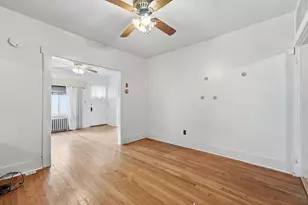 136 Maynard St, Springfield, MA 01109 - Photo 16