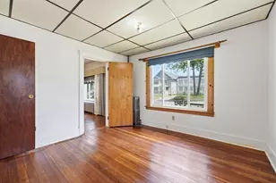 136 Maynard St, Springfield, MA 01109 - Photo 12