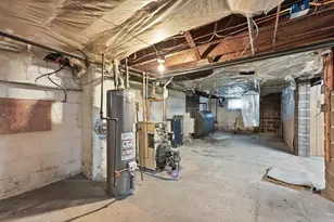 136 Maynard St, Springfield, MA 01109 - Photo 24