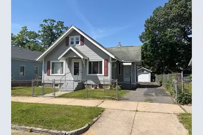 136 Maynard St, Springfield, MA 01109 - Photo 14