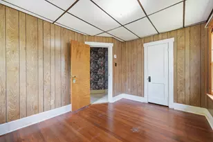 136 Maynard St, Springfield, MA 01109 - Photo 14