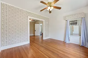 136 Maynard St, Springfield, MA 01109 - Photo 8