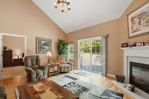 877 Auburnville Way, Whitman, MA 02382 - Photo 6