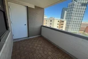 8 Whittier Pl, Boston, MA 02114 - Photo 14