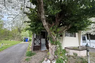 31 Rivermead, East Hartford, CT 06118 - Photo 2
