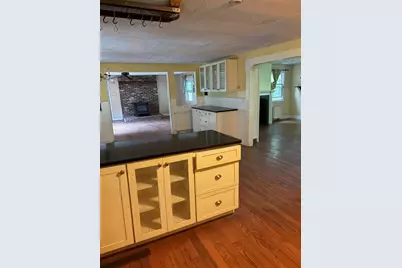 15 West St, New Salem, MA 01355 - Photo 8