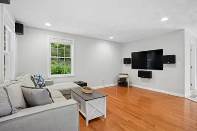 56 Patriot Road, Tyngsborough, MA 01879 - Photo 6
