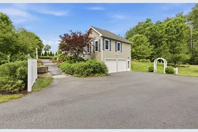 413 Batchelor St, Granby, MA 01033 - Photo 38