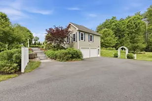 413 Batchelor St, Granby, MA 01033 - Photo 38