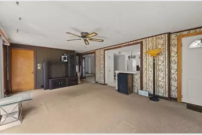 21 South Ave, Taunton, MA 02780 - Photo 4