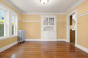 1521 Centre St, Boston, MA 02132 - Photo 4