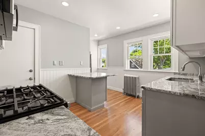 1521 Centre Street #2, Boston, MA 02132 - Photo 6
