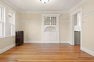 1521 Centre St, Boston, MA 02132 - Photo 4