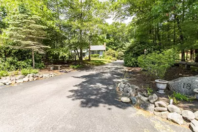 18 Annasnappitt Dr, Plympton, MA 02367 - Photo 2