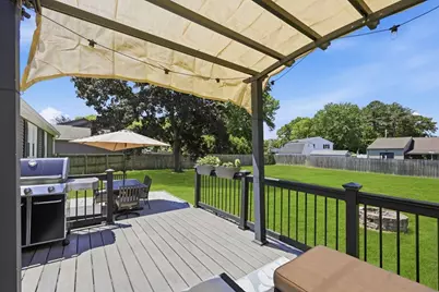 303 College St, Chicopee, MA 01020 - Photo 32