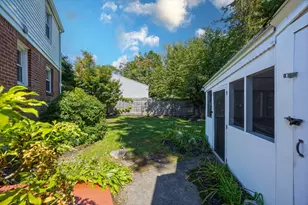 1 Lexington St, South Hadley, MA 01075 - Photo 40
