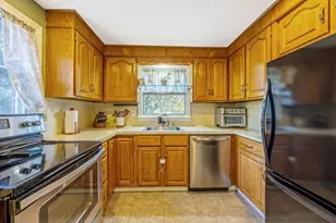 1 Lexington St, South Hadley, MA 01075 - Photo 28