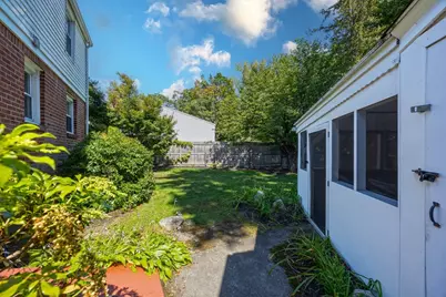 1 Lexington St, South Hadley, MA 01075 - Photo 10