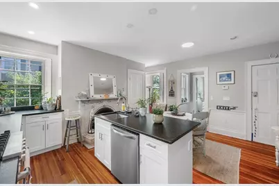 401 Essex, Salem, MA 01970 - Photo 20