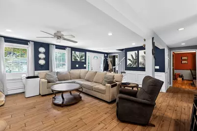 23 Smith St, Attleboro, MA 02703 - Photo 10